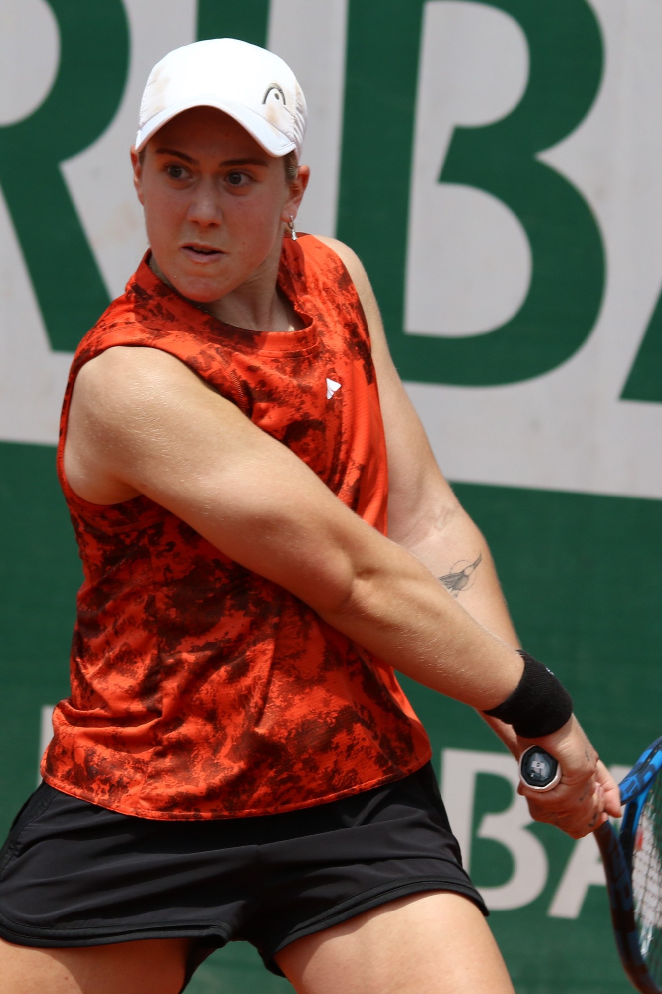 Sonay Kartal w kwalifikacjach Roland Garros 2023. W Wuhanie zagrała w pierwszym finale WTA 1000 jako 170. zawodniczka świata, dwa tygodnie po powrocie z półrocznej przerwy